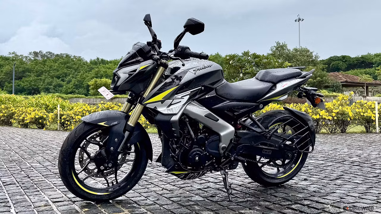 2025 Bajaj Pulsar NS400Z