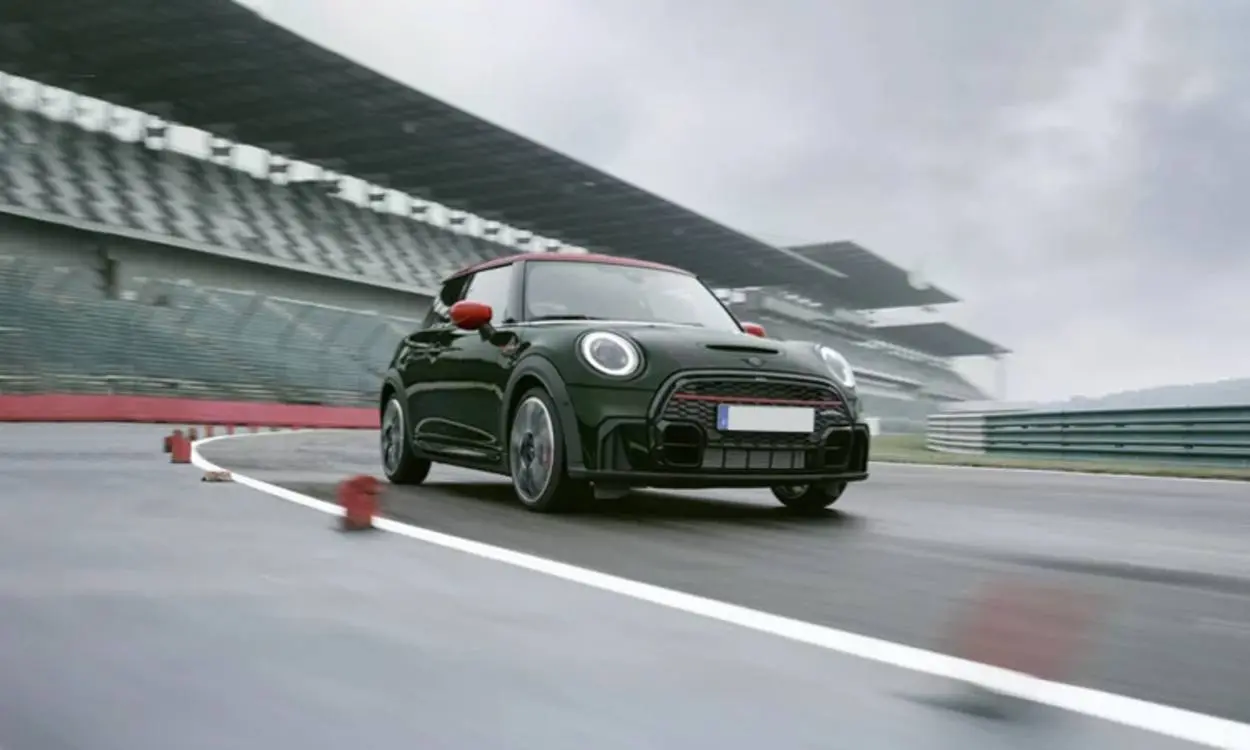 MINI John Cooper Works Countryman ALL4